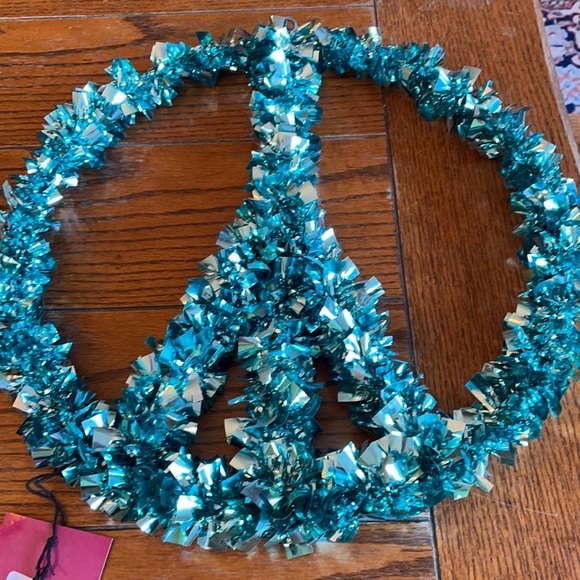 Urban Outfitters Peace Wreath NWT